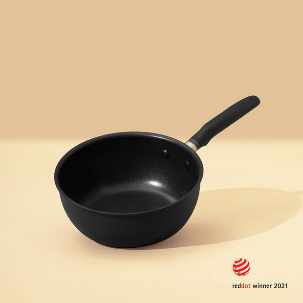 Meyer: Accent Non-Stick Ultra-Durable Saucier Pan