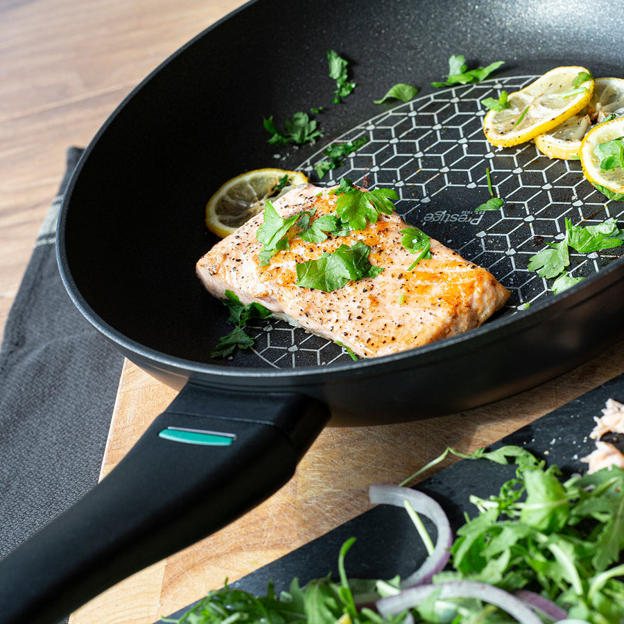 Prestige Thermo Smart Heat Indicator: Non-Stick Frying Pan - 3 Sizes